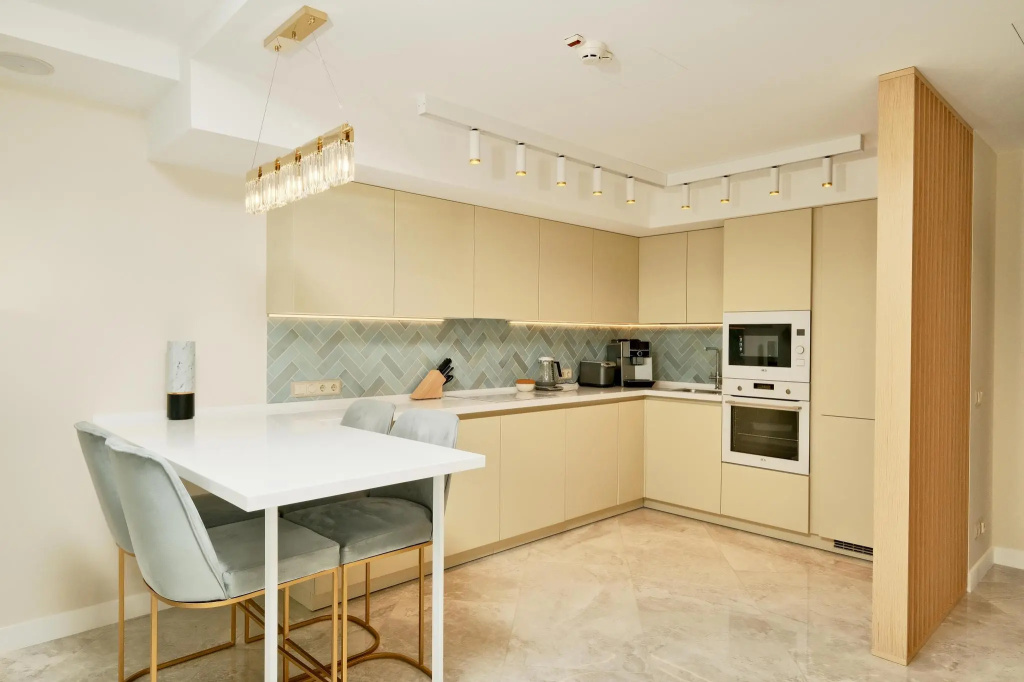 Sun Apartments АК Карат 17