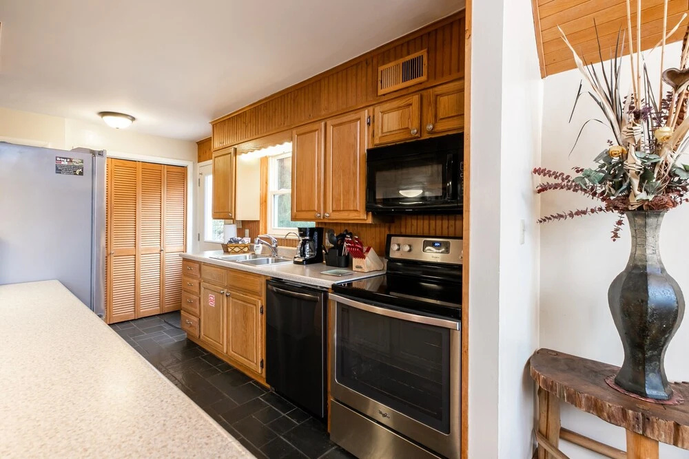 Smoky Mountains 5br 5ba Poolside Chalet