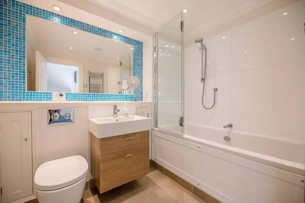 Sea Crest With 4 Bedrooms and 2 Bathrooms