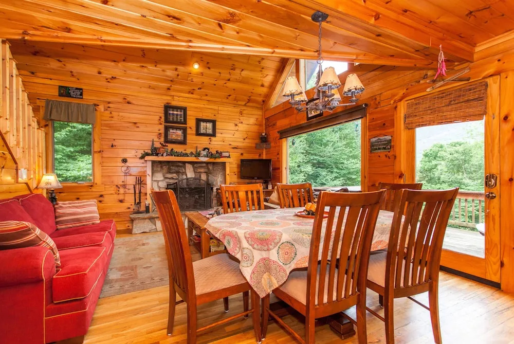 91 Copper Spur Road Home 3 Bedrooms 2 Bathrooms Home