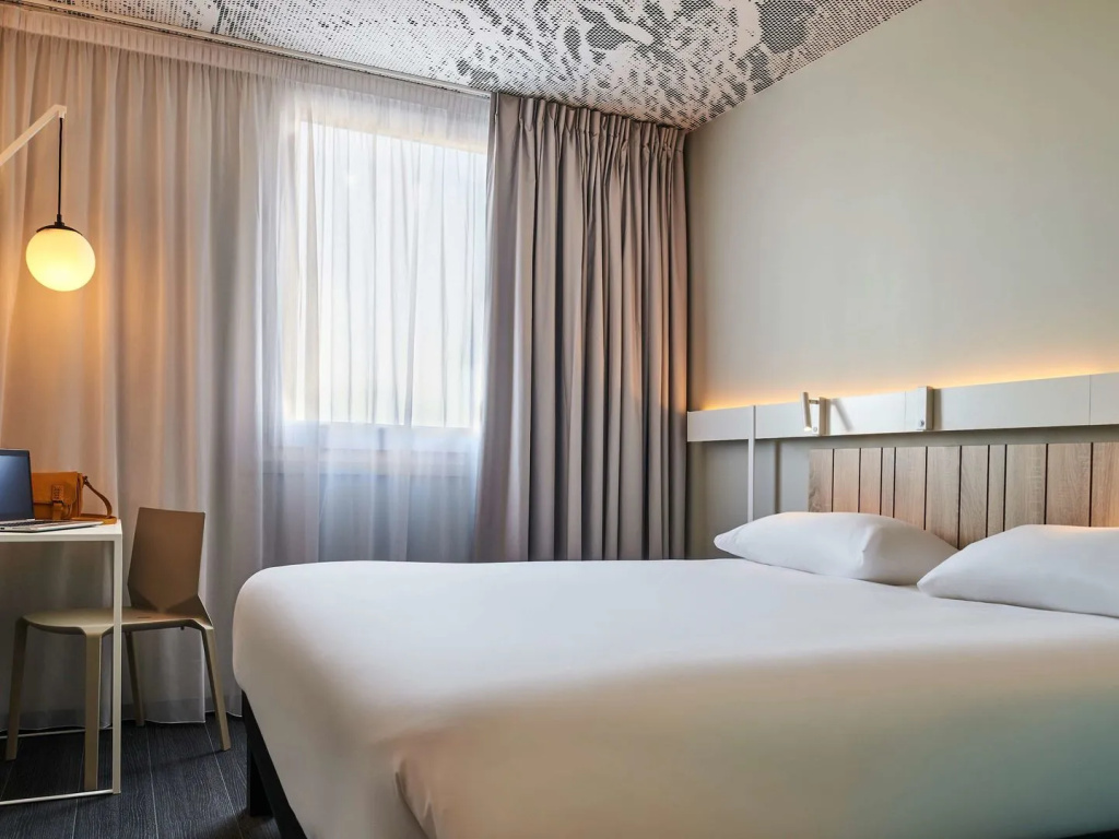 Ibis Montlhery Paris Sud