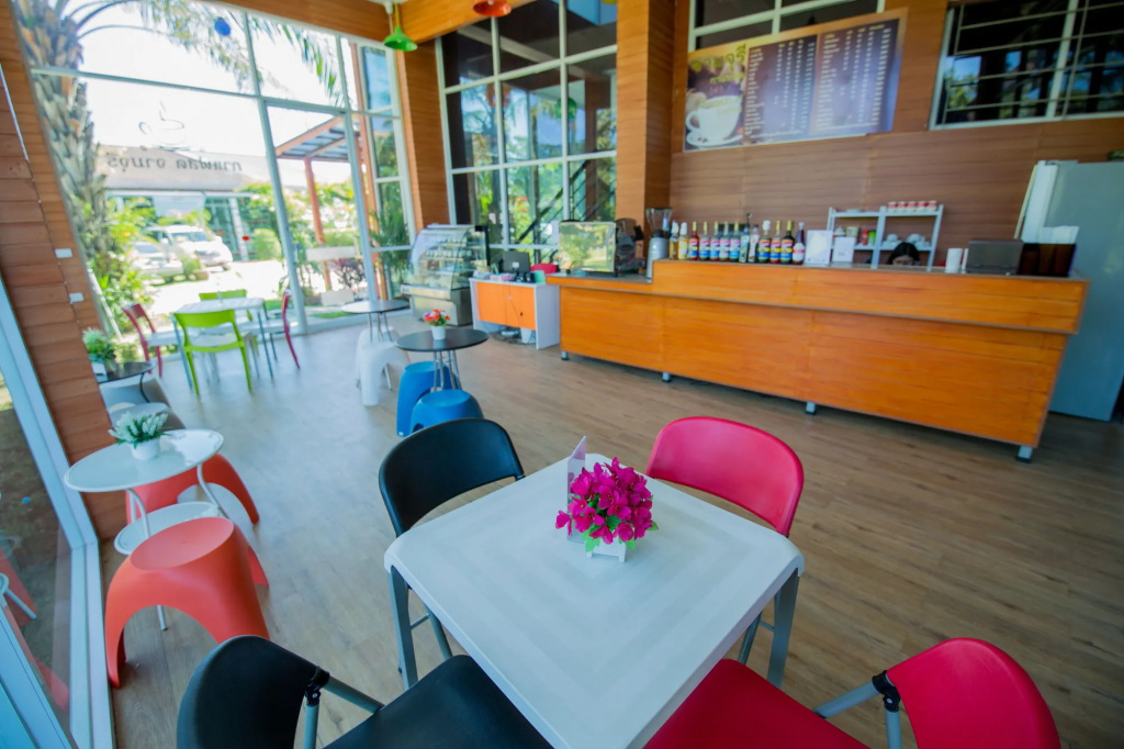 Baan Suan Khun Ta and Golf Resort