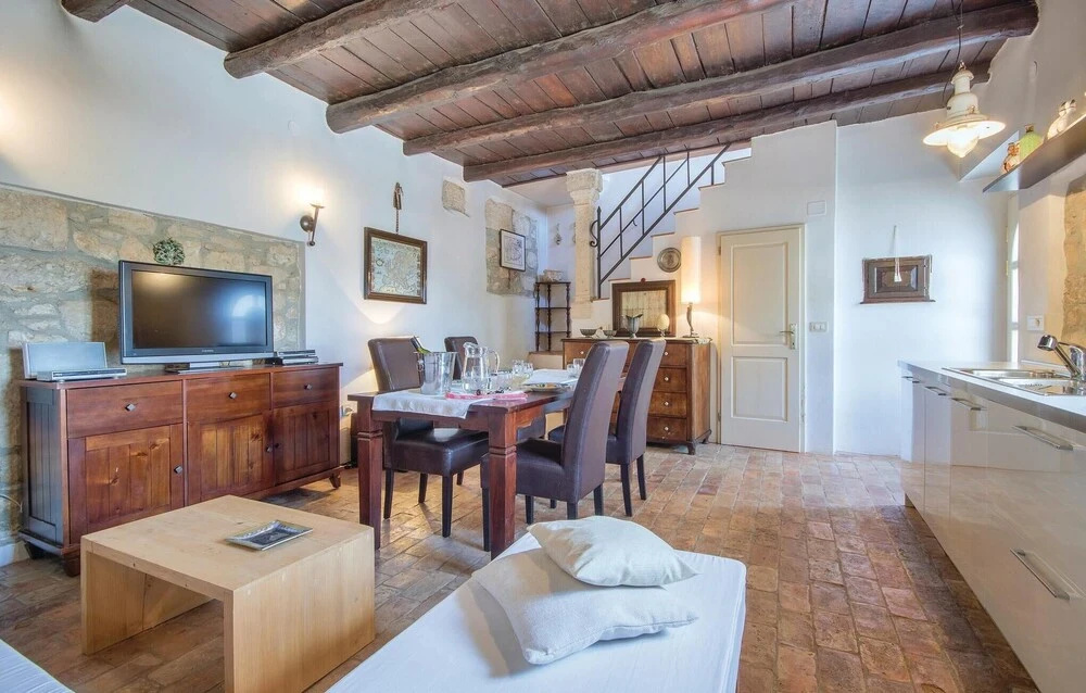 Beautiful Home in Pomer With Wifi and 3 Bedrooms