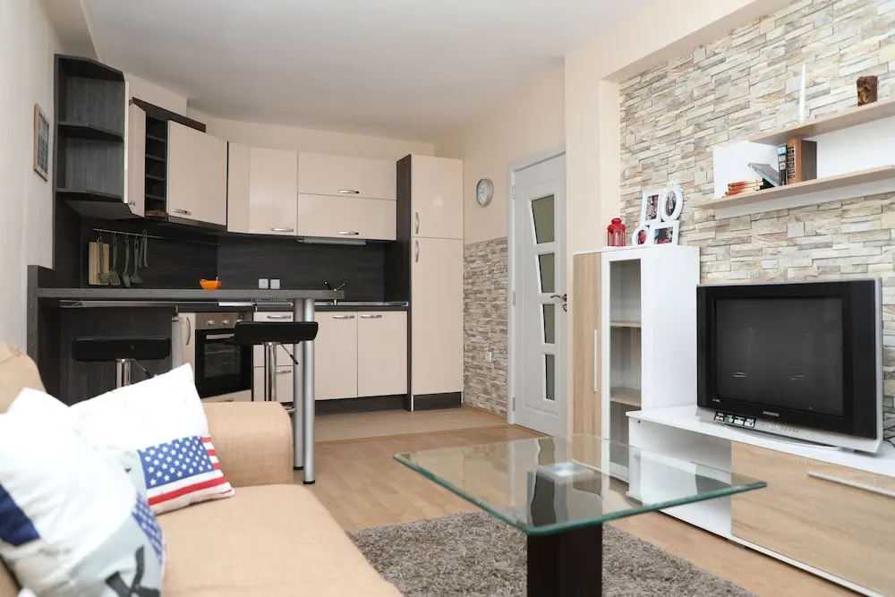 FM Luxury 1-BDR Apartment - The Nest