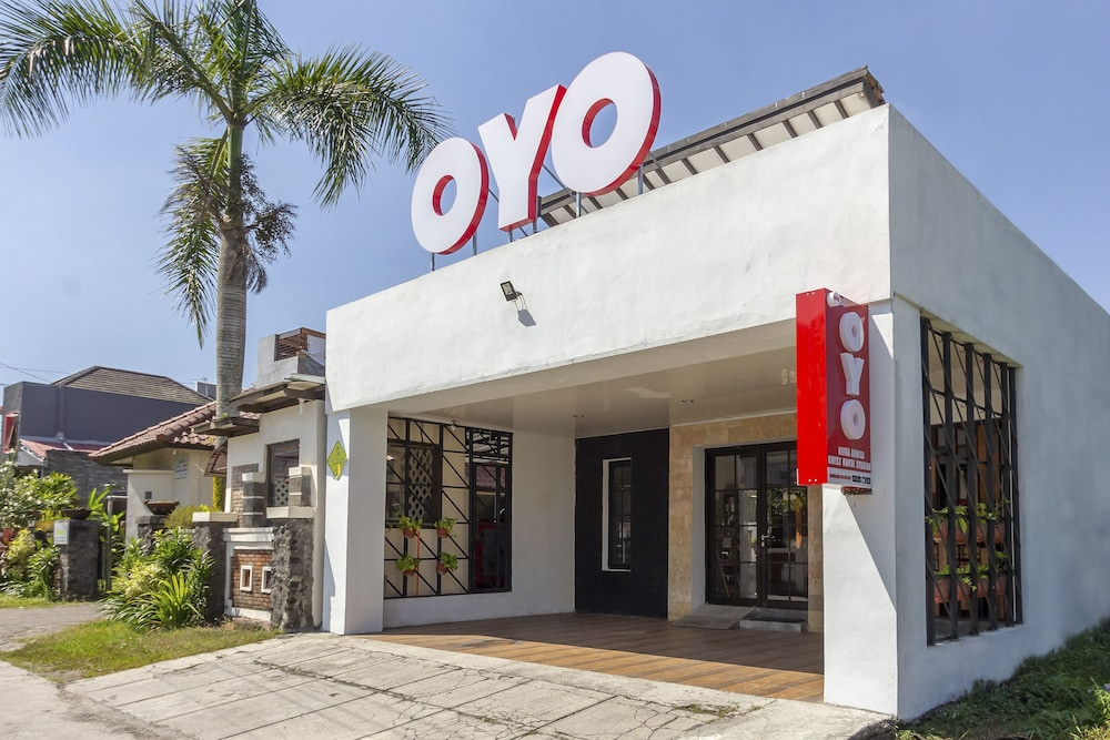 OYO 1050 Rifka Annisa Guesthouse Syariah