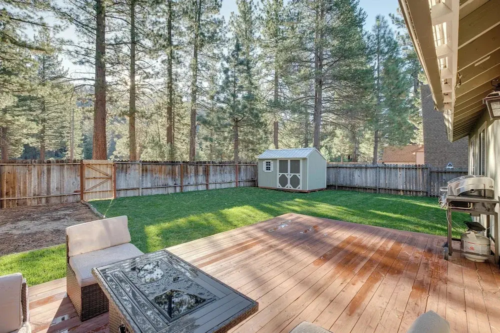 Ski & Board in South Lake Tahoe! Updated Home