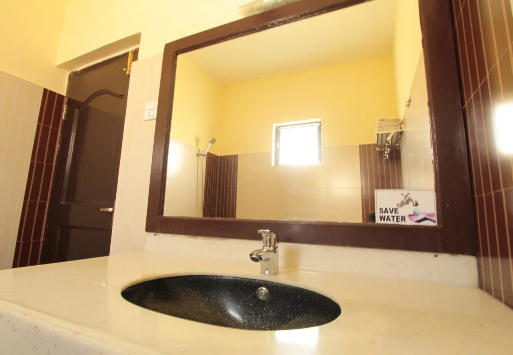 Hotel Pokhara Village & SPA