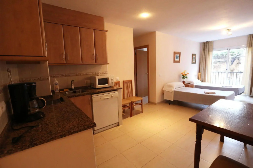 Royal Inn Aparthotel