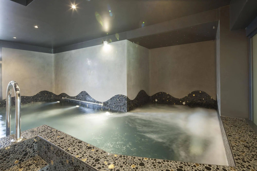 Villa Solaris Hotel & Residence