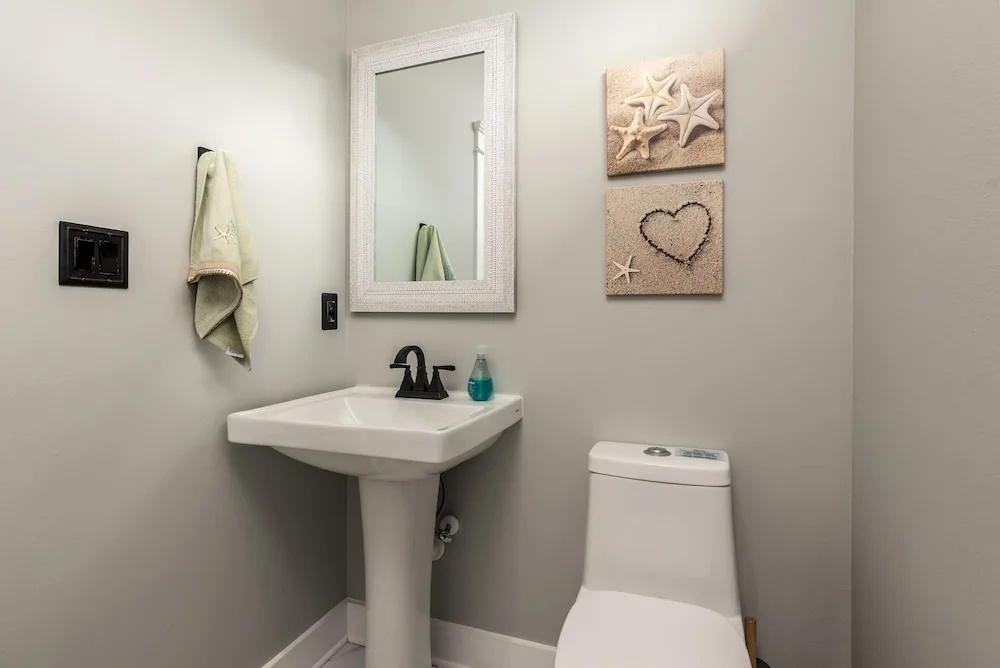 Bay Breeze - 2420 Bienville 4 Bedroom Home