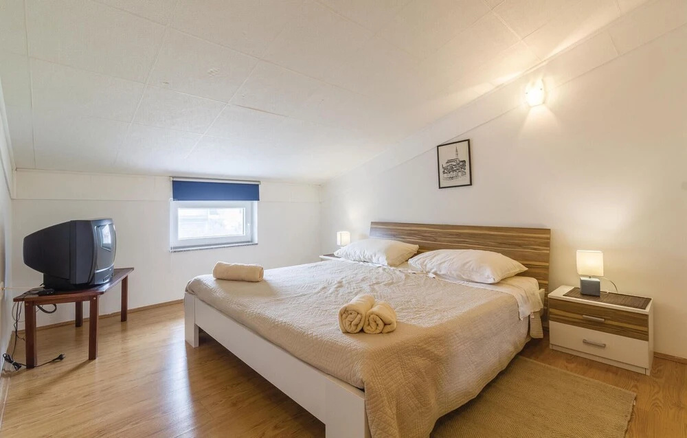 Awesome Home in Pula With Wifi and 4 Bedrooms