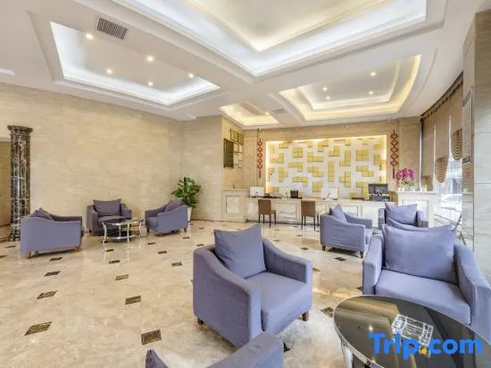 Home Inn Ruibai Cloud Hotel (Longyan Railway Station Zhongshan Road Branch)
