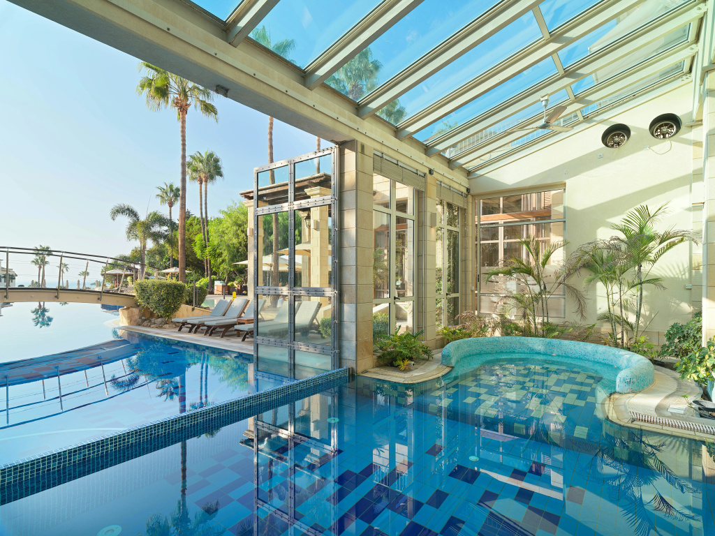 Columbia Beach Resort