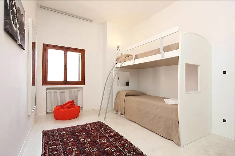 City Apartments - Sturion