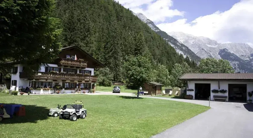 Landhaus Manuela & Haus Michael