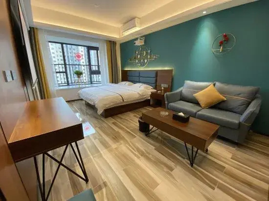 Bian · Light Luxury Hotel (See Mingzhu Store, Wanda Zhengshang Apartment, No.2, Zhengzhou)