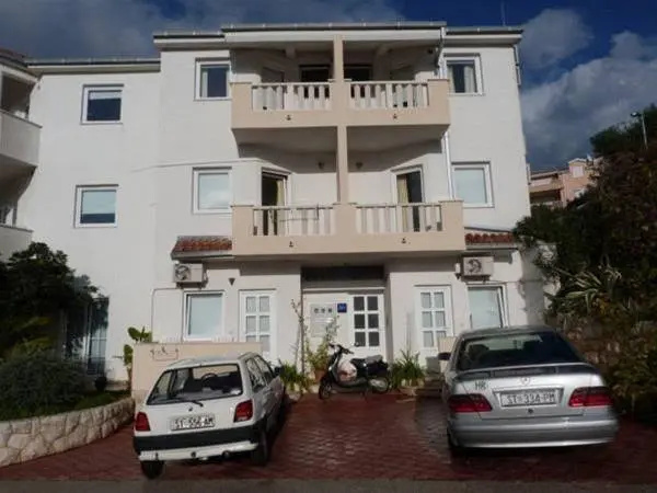 Apartmani Levarda