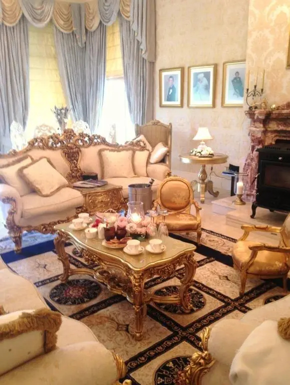Rossmanagher House