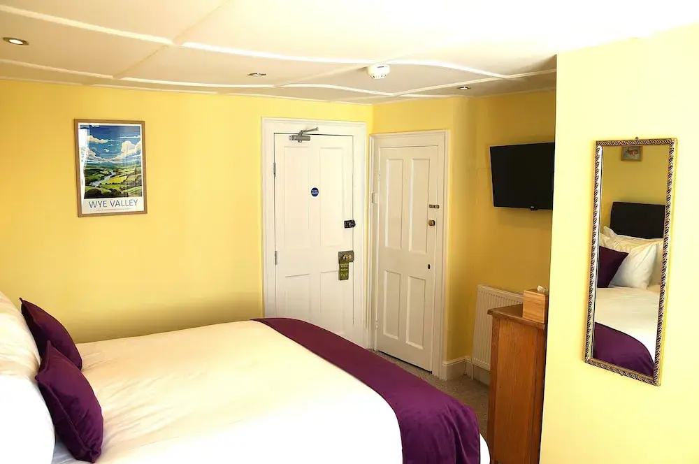 Radcliffe Guest House