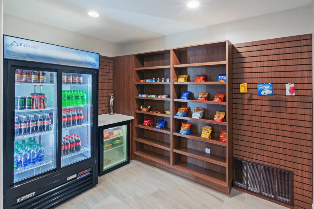 Holiday Inn Express & Suites Longview South I-20 by IHG