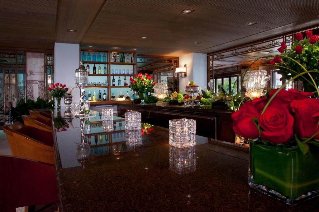 Halekulani - NO RESORT FEE