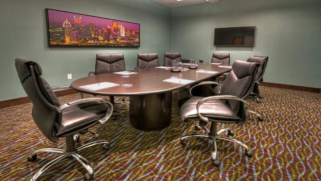 Holiday Inn Express & Suites Pittsburgh SW/Southpointe by IHG