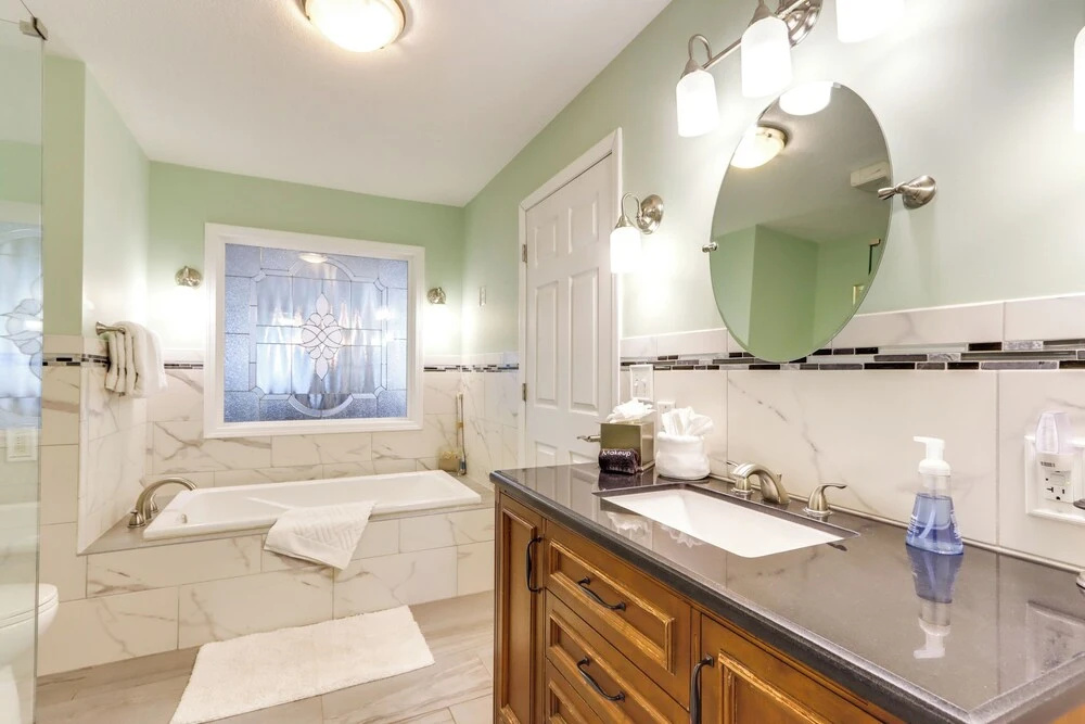 Dock, Hot Tub! Family-friendly Camdenton Haven