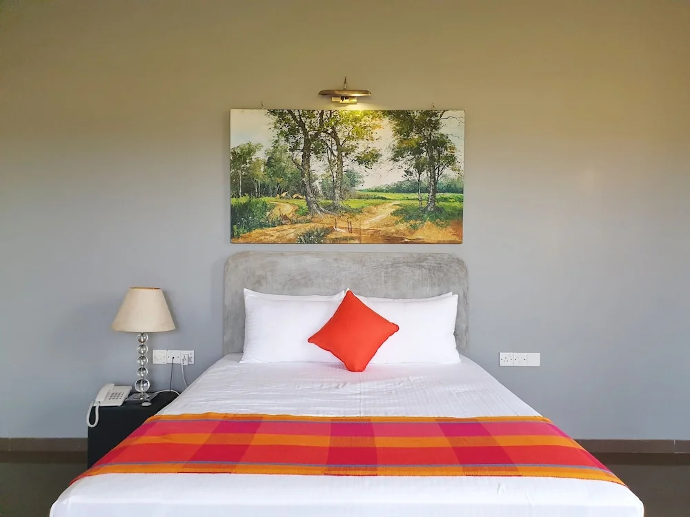 Akash Retreat And Spa