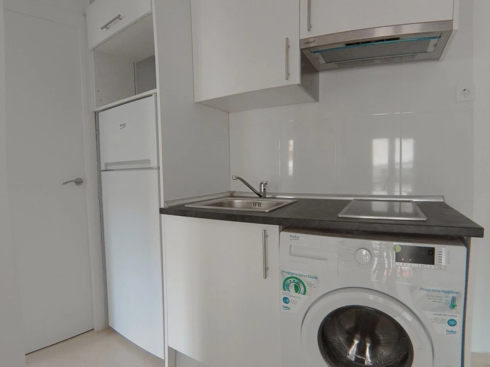 Apartamento interior cercano al parque Olof Palme AP7