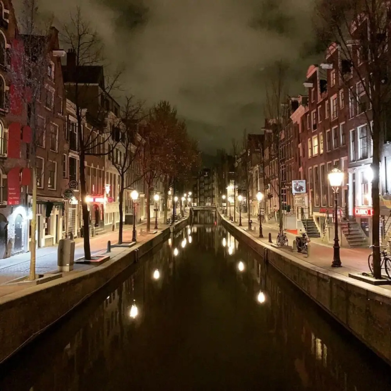 Hotel & bar Royal taste Amsterdam