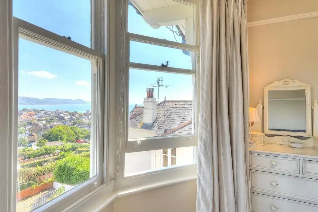2 Hadleigh Villas