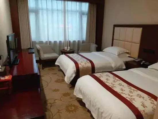 Runhua Junyue Hotel