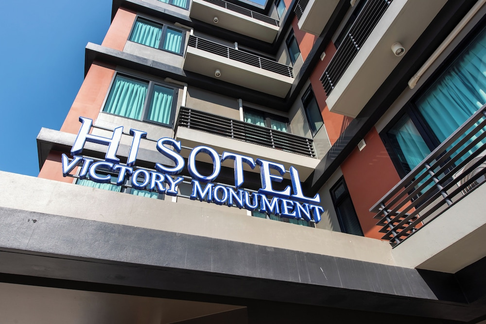 Hi Sotel Victory Monument