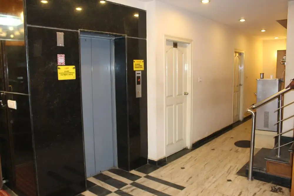 Hotel SLN Comforts
