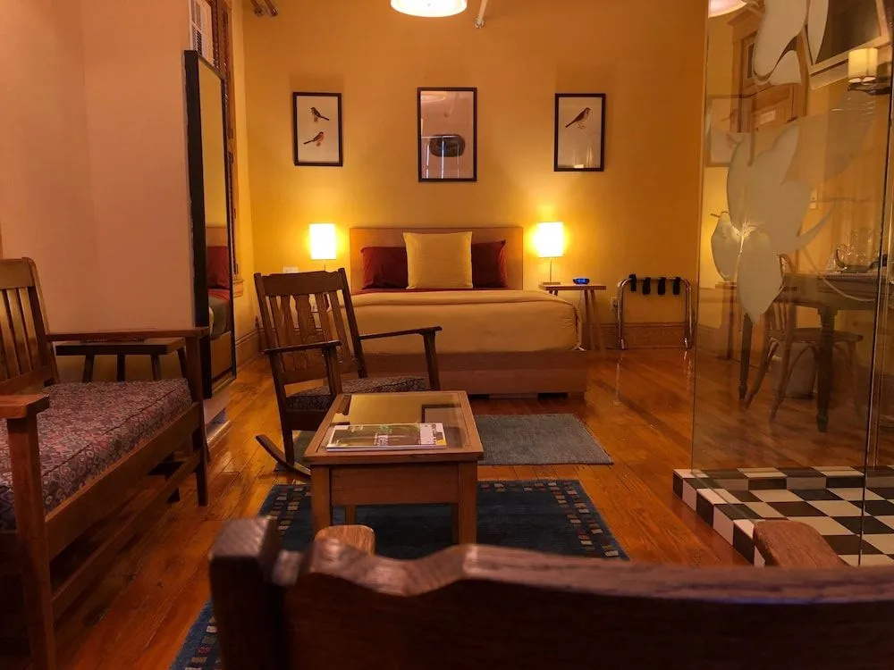 Hotel Frederick