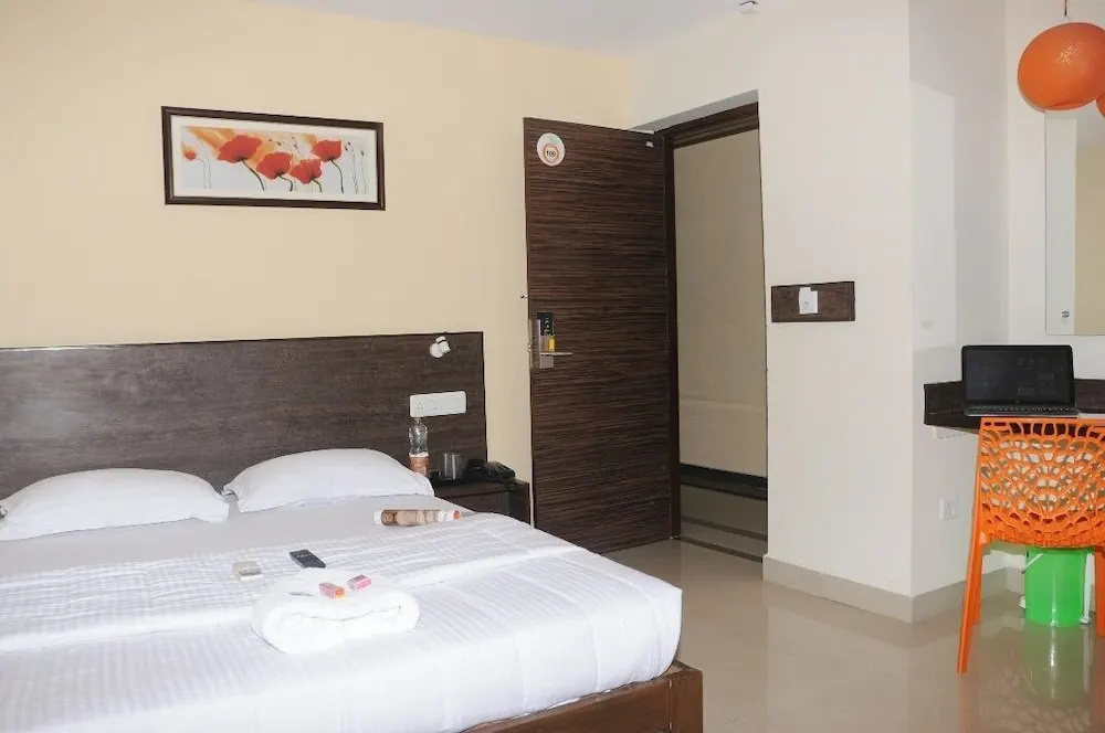 Hotel Orangeinn OMR Perungudi