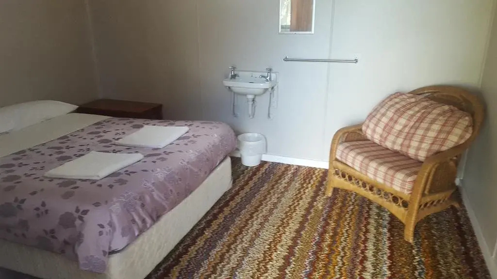 Tingle All Over Budget Accommodation