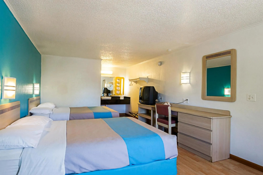 Motel 6 Bloomington Indiana University