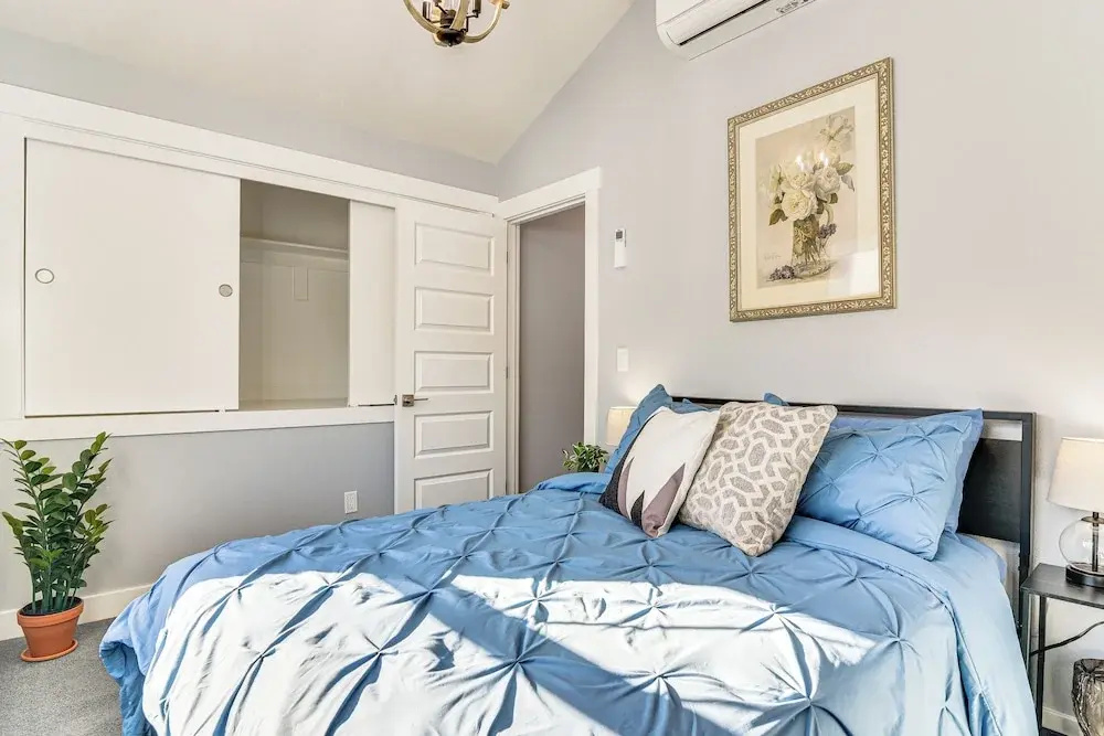 8 Mi to Dtwn Pdx: Unique Pet-friendly Home!