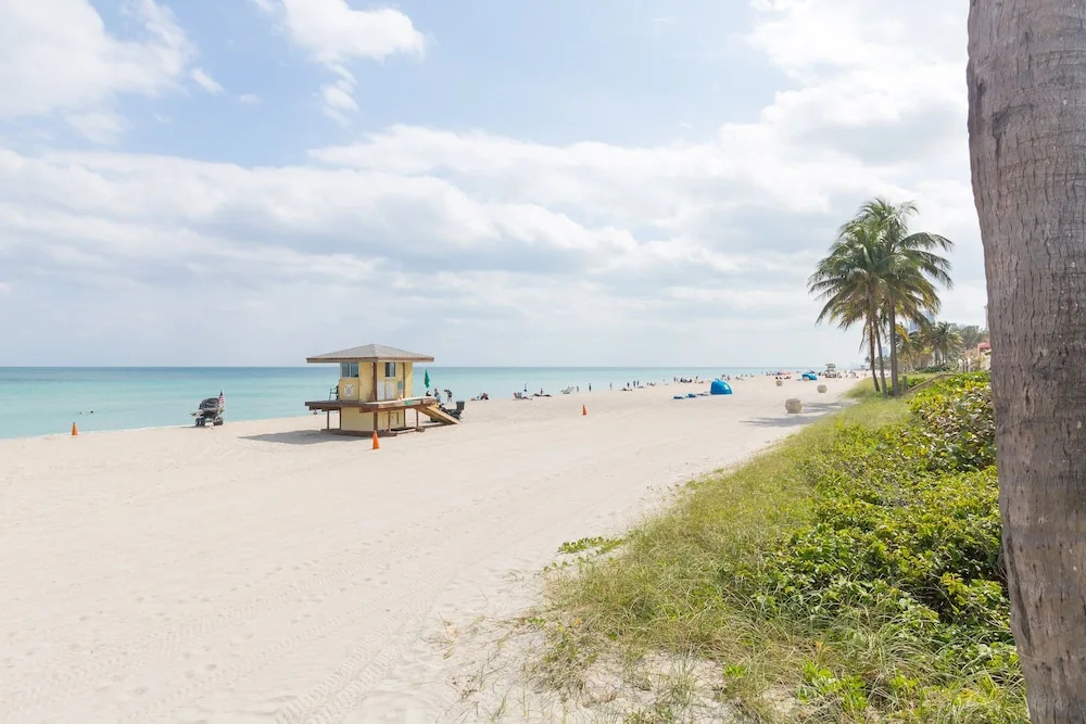 674 Partial Ocean View