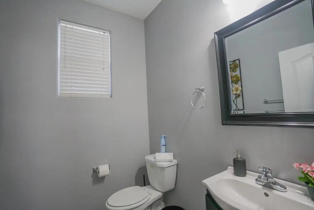 Ultra Modern Las Vegas Home 20min From The Strip