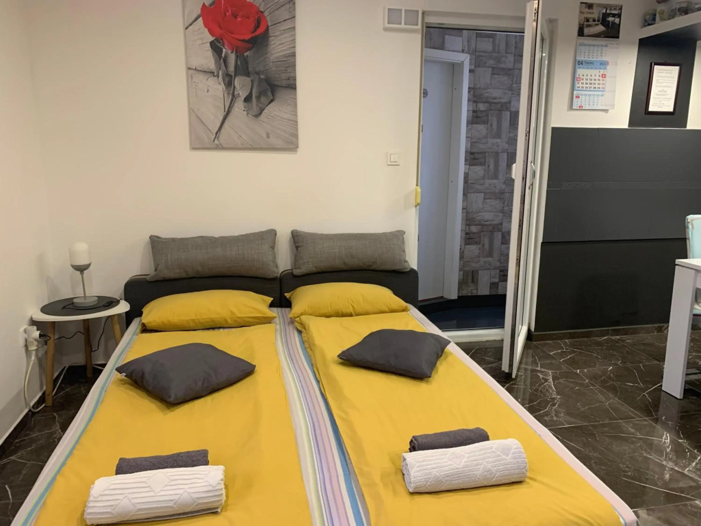 Studio apartman DAMA blizina amfiteatra i privatan parking