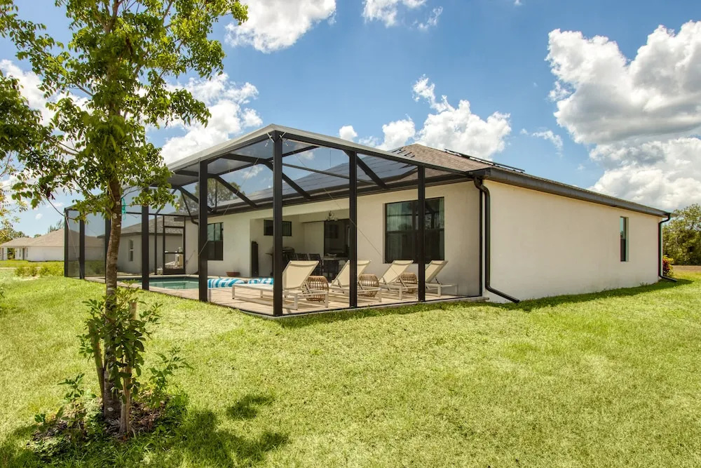 Sirenia by Avantstay Gorgeous Cape Coral Home w/ Pool & Modern Interior