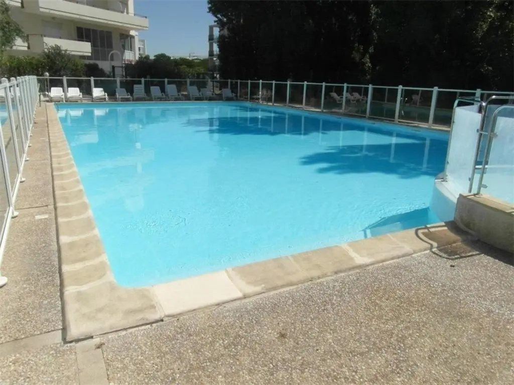 Appartement La Rochelle, 1 pièce, 2 personnes - FR-1-246-137