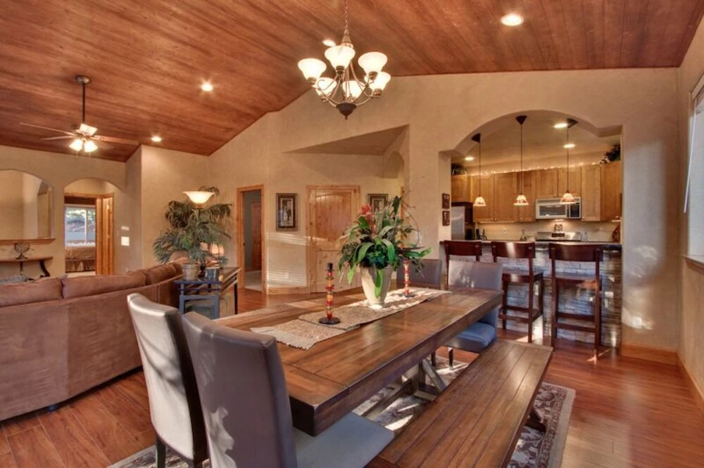 Creekwood Lodge