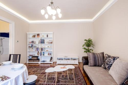 Gellert Terrace Apartment Near Spa