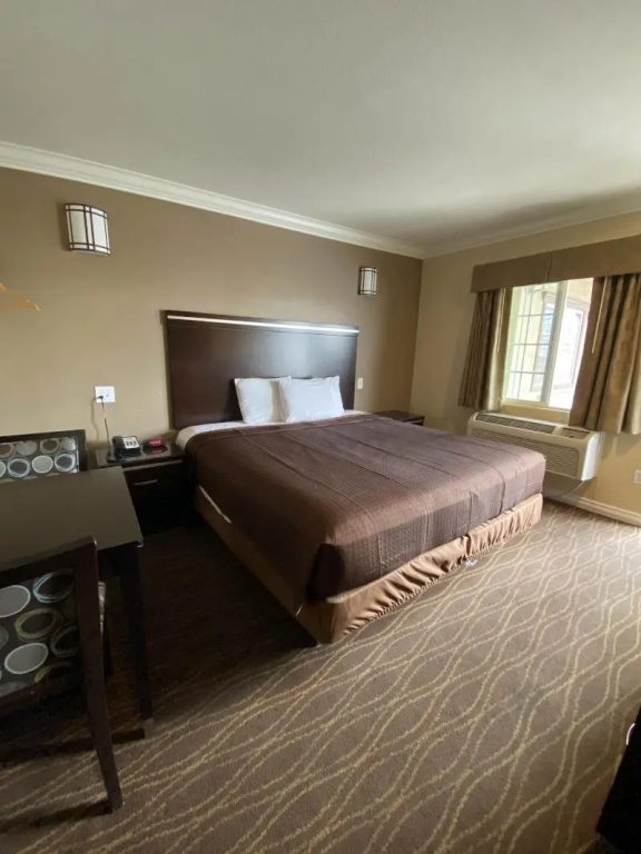 3rd Avenue Inn