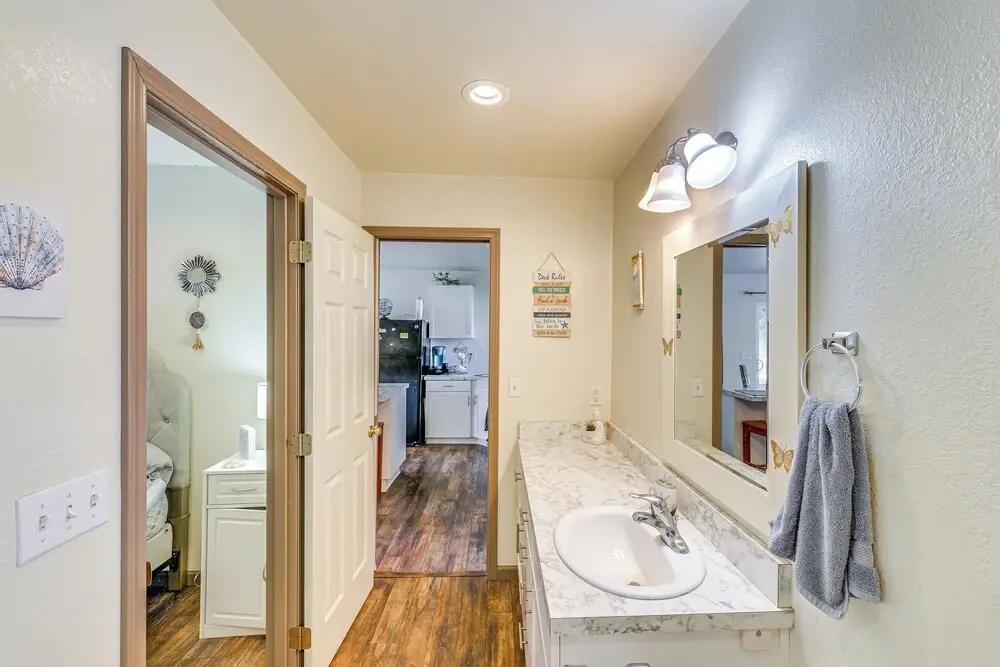 2 Mi to Old Town: House w/ Grill in Eureka!