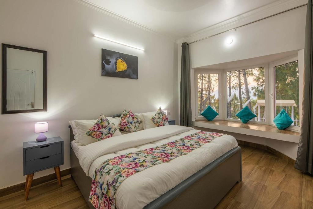 StayVista at Pines & Spruce