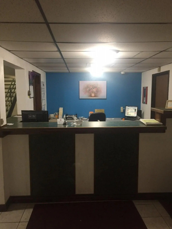 Sunset Inn & Suites